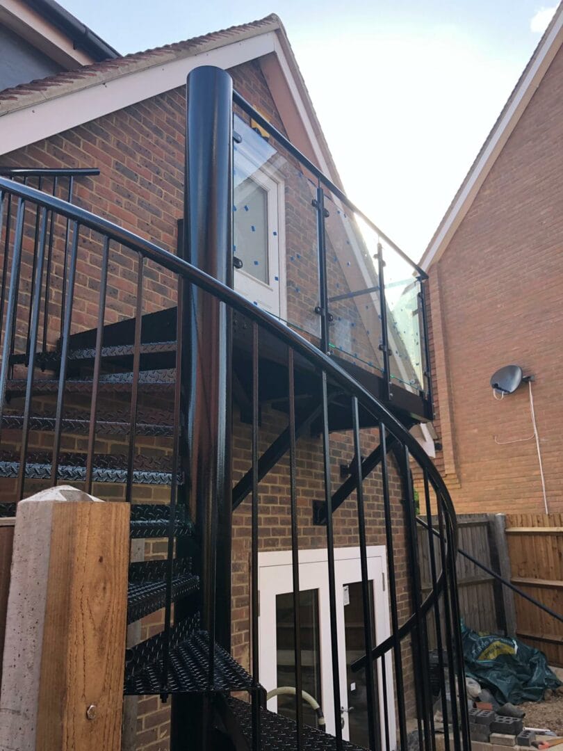 Custom-made spiral staircase - JT Metalwork - London, Croydon