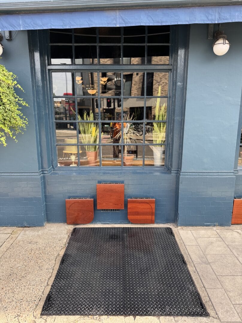 pub hatch replacment5